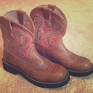 Ariat Cowgirl boots